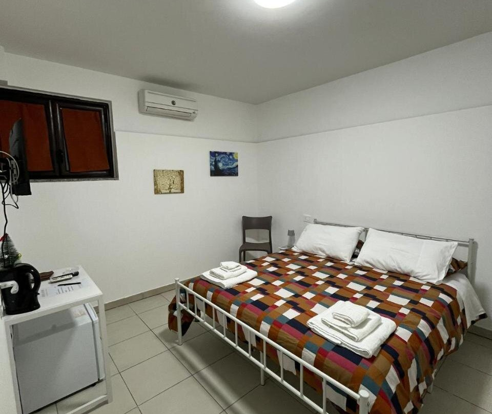 Aurora Rooms