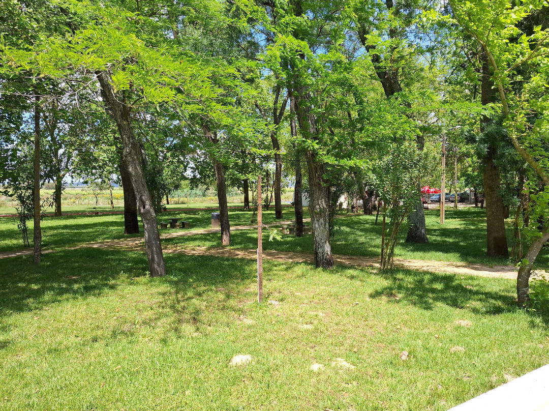 Parque do carril-Alpiarca必去景点