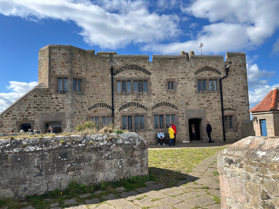 Lindisfarne Castle-Holy Island必去景点