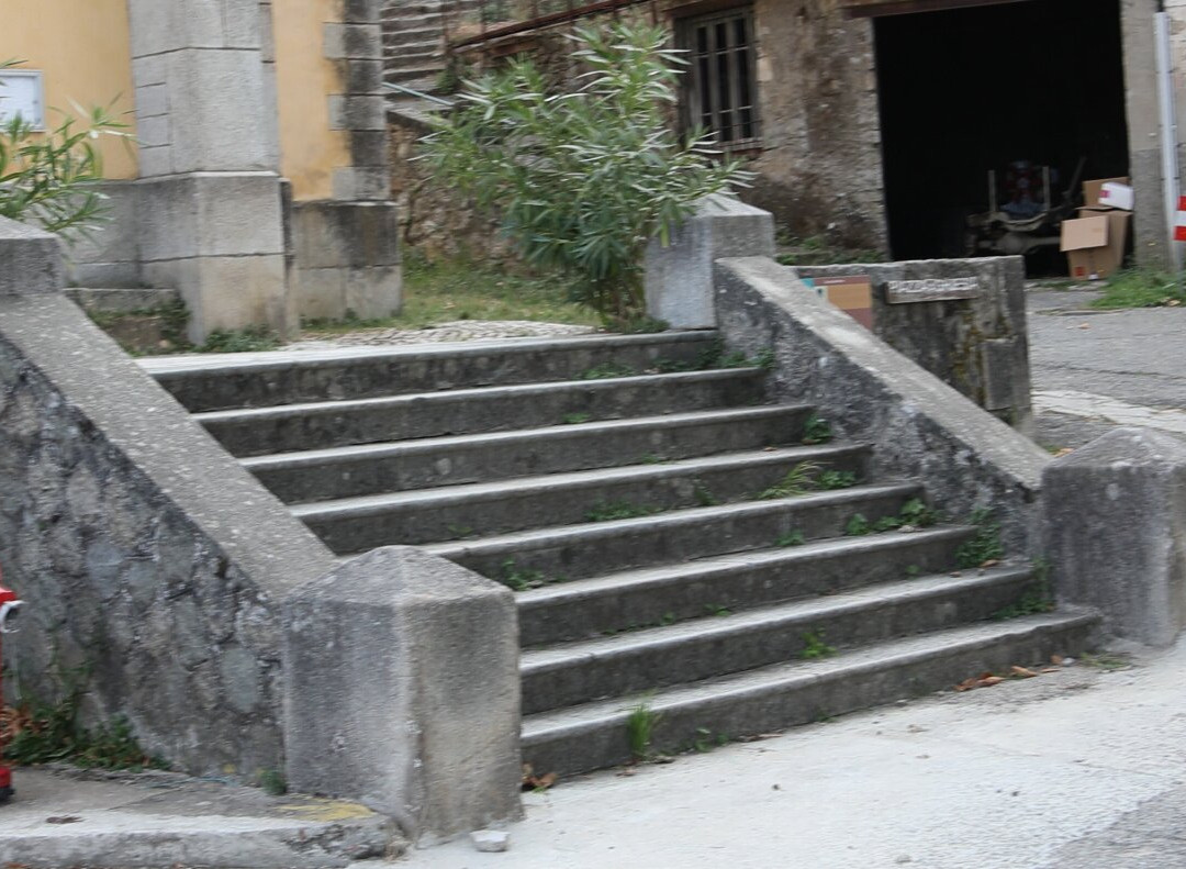 Église de Saint Pierre-aux-Liens-Vivario必去景点