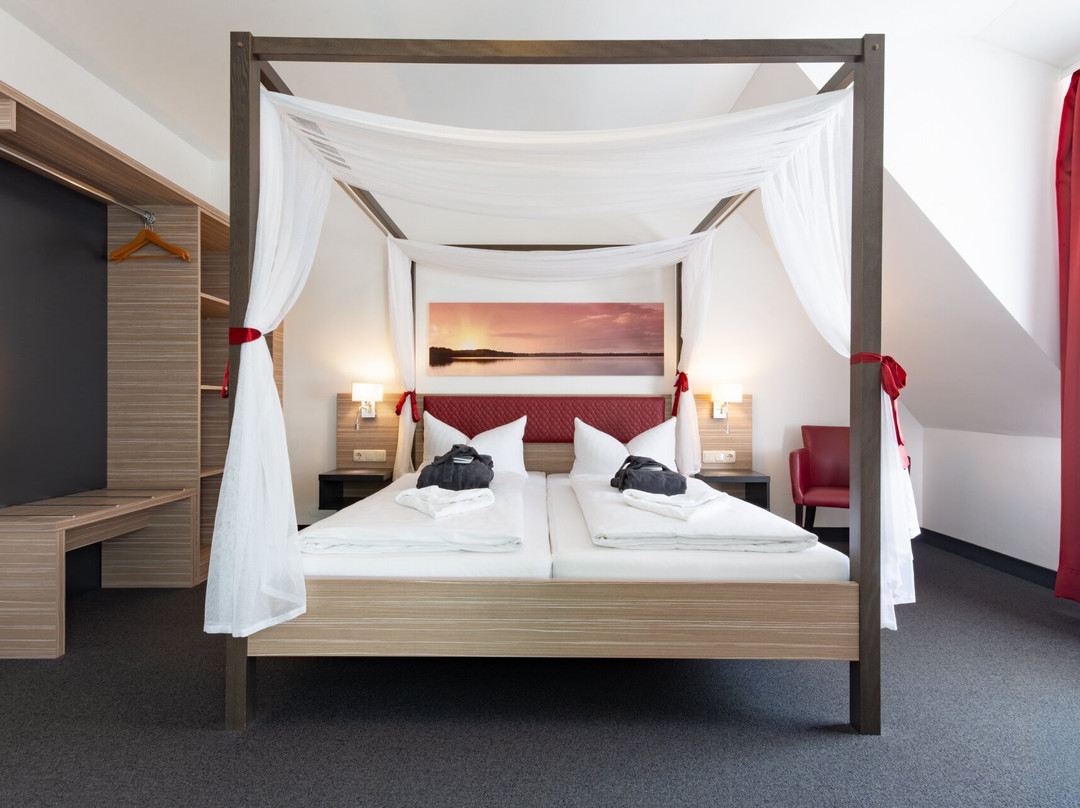 Pleinfeld酒店住宿-Sonnenhof Hotel