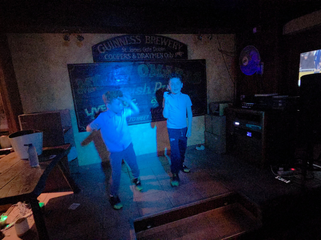 Mucky O'Marras Irish Bar-阿尔库迪亚港必去景点