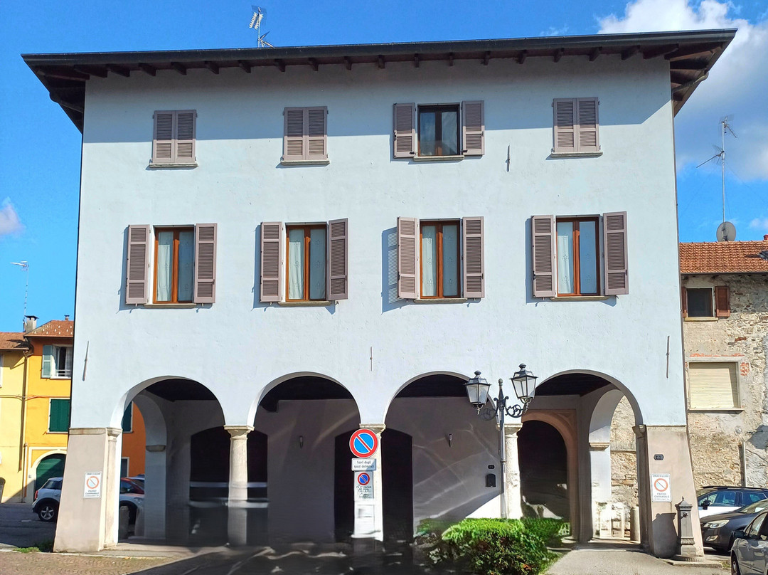 Palazzo del Ticial-Gozzano必去景点