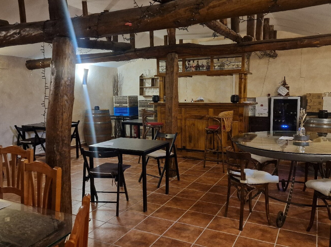 Bodega Sarmentero-Quintanilla de Arriba必去景点