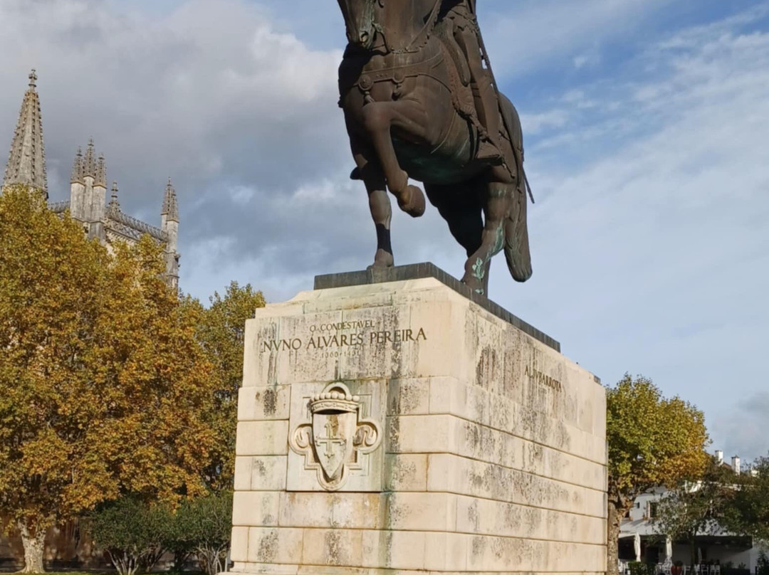 Estatua Equestre do Condestavel D.Nuno Alvarez Pereira-Batalha必去景点
