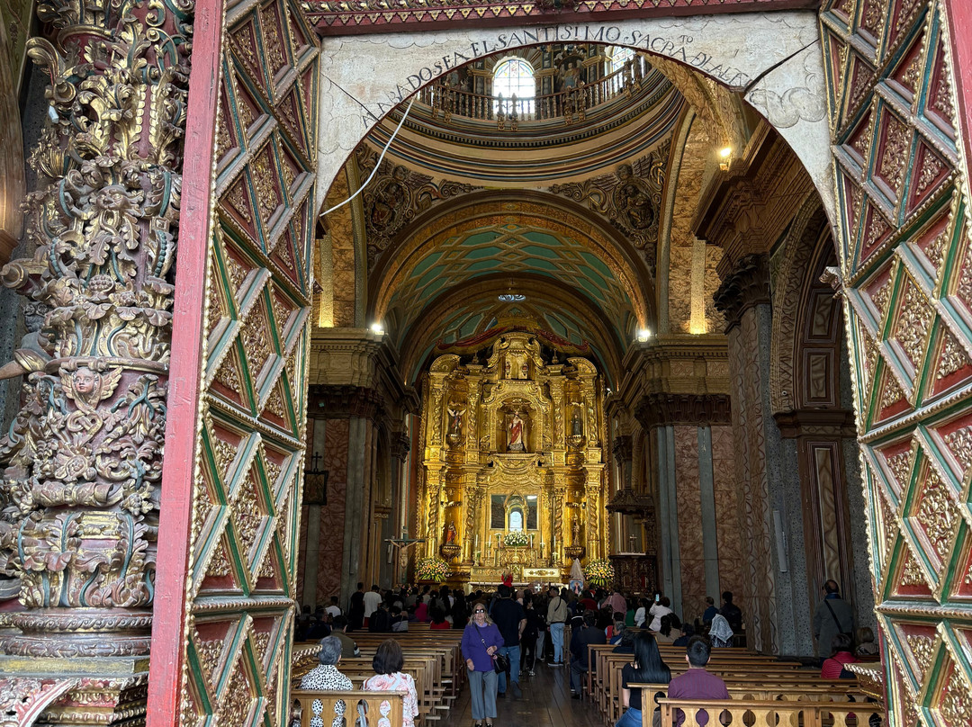 Quito Free Walking Tour-基多必去景点