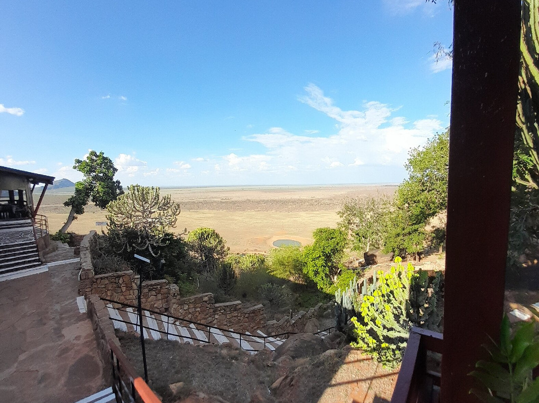 Agenzia Safari Vera Africa-东察沃国家公园必去景点