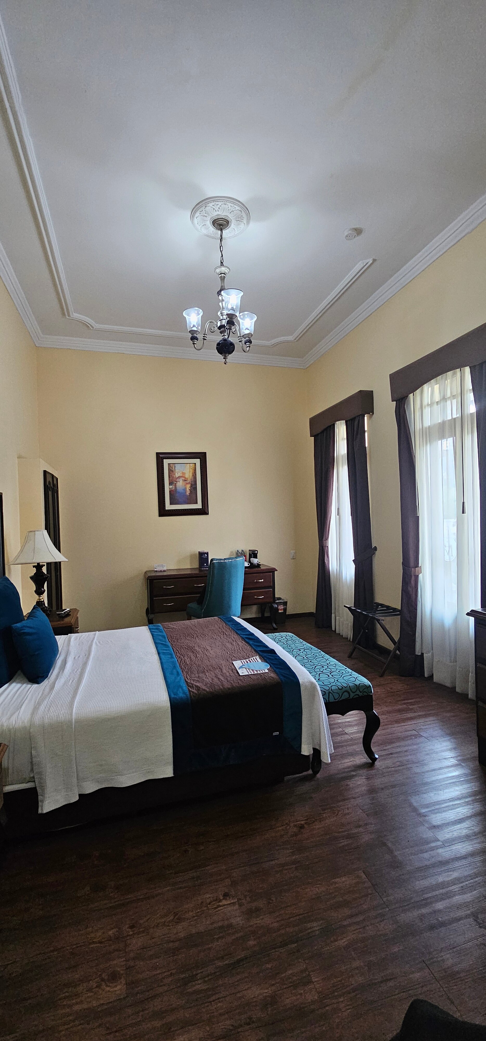 莫拉莱斯历史及殖民地市中心酒店-客卧