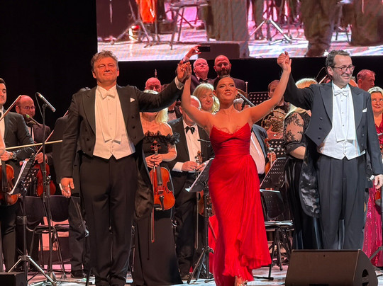 Sala Palatului-布加勒斯特必去景点