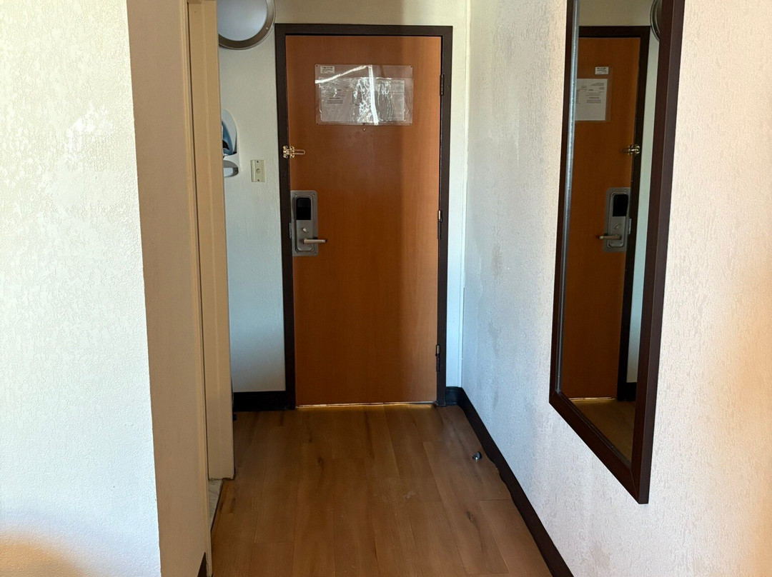 Red Roof Inn Cortland主图