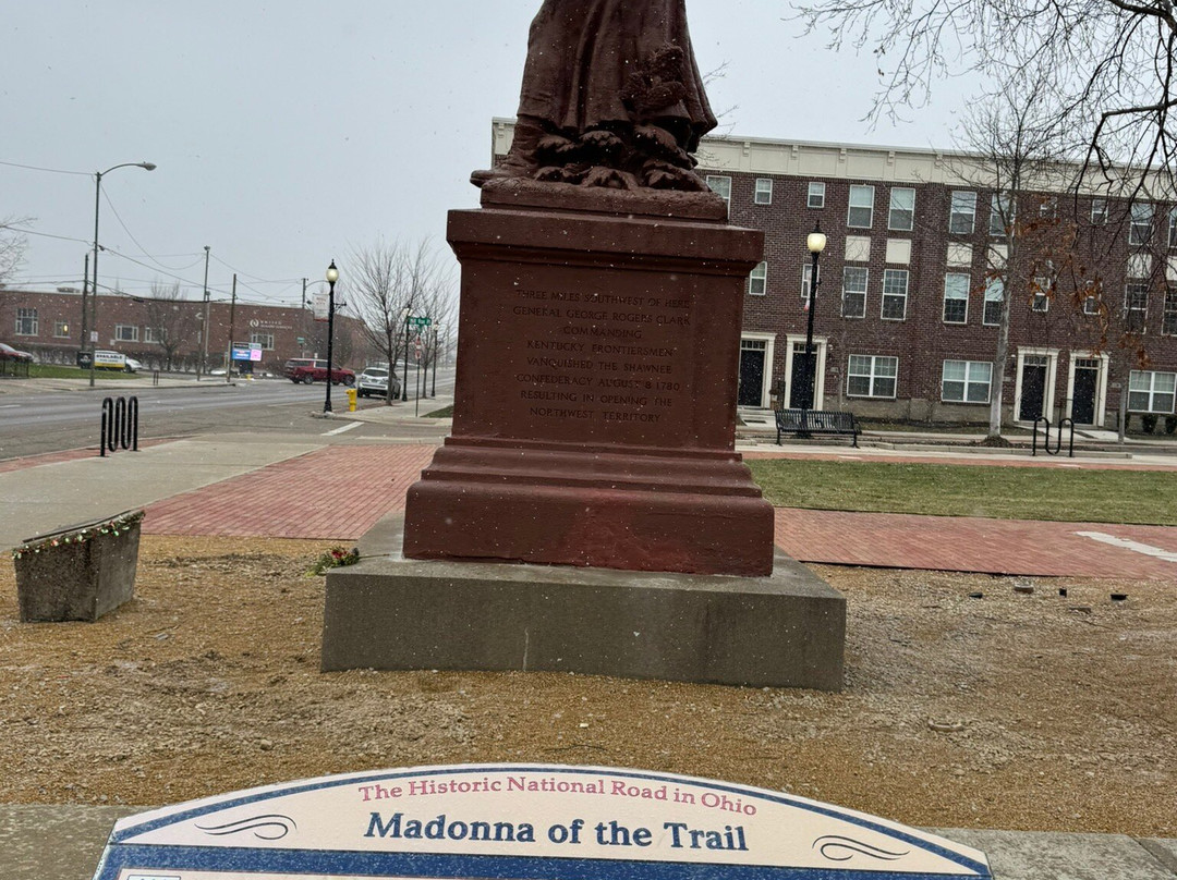 Madonna of the Trail-斯普林菲尔德必去景点