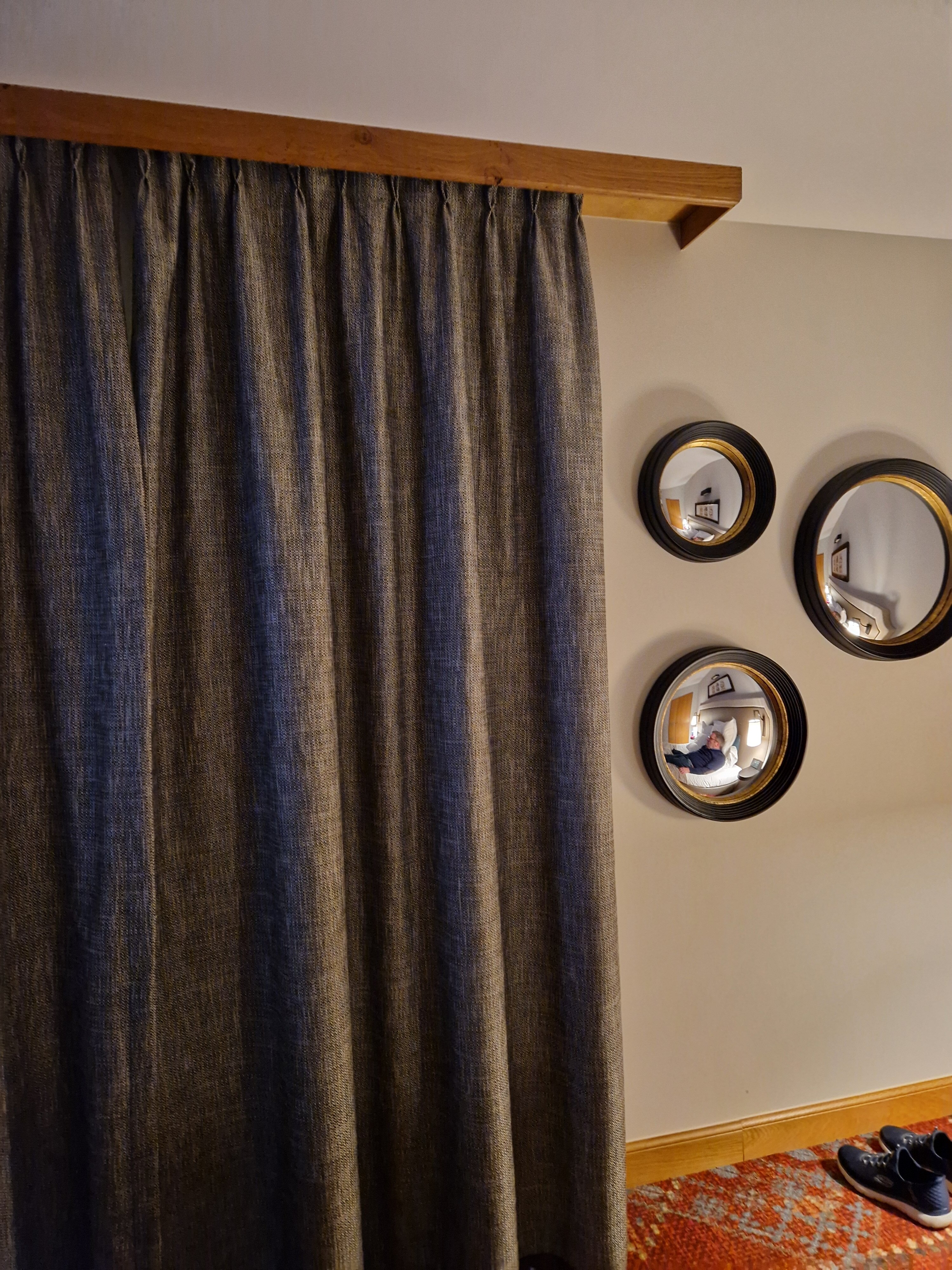 郎巴特酒店-官方