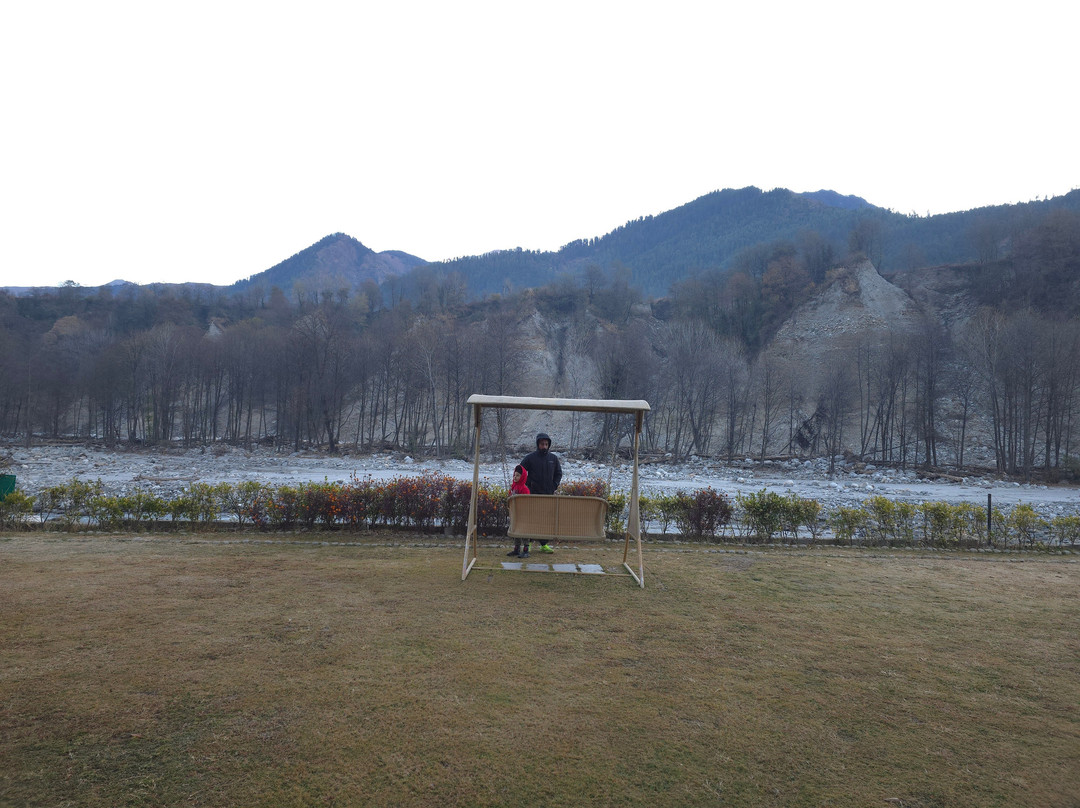 跨度温泉度假村主图