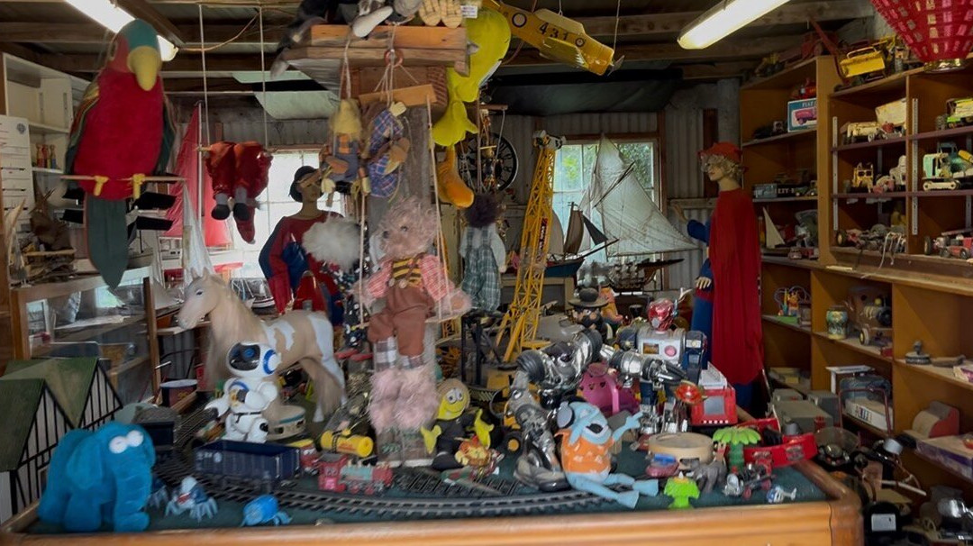 Demolition World-因弗卡吉尔必去景点