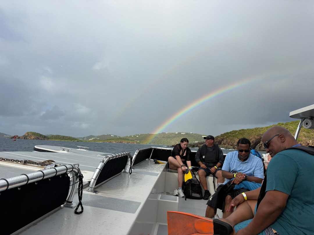 Sabrage Charters-圣 托马斯必去景点