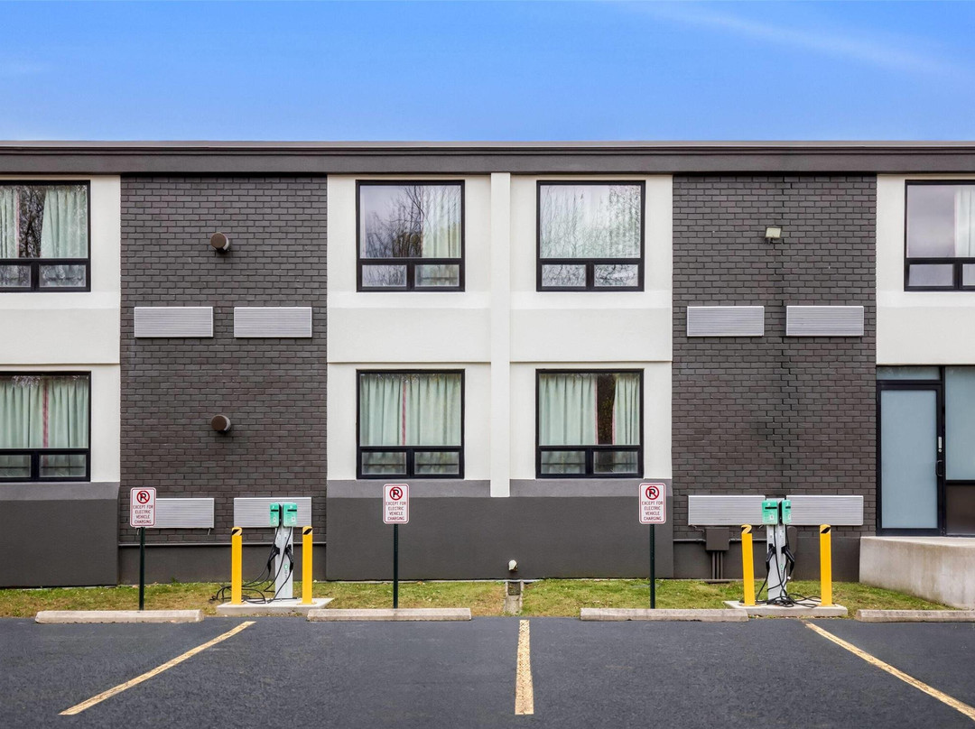 Days Inn By Wyndham Liberty