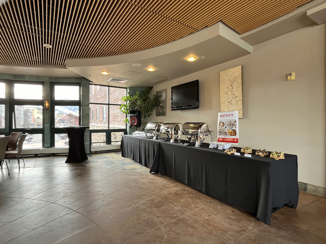 新公园度假酒店主图