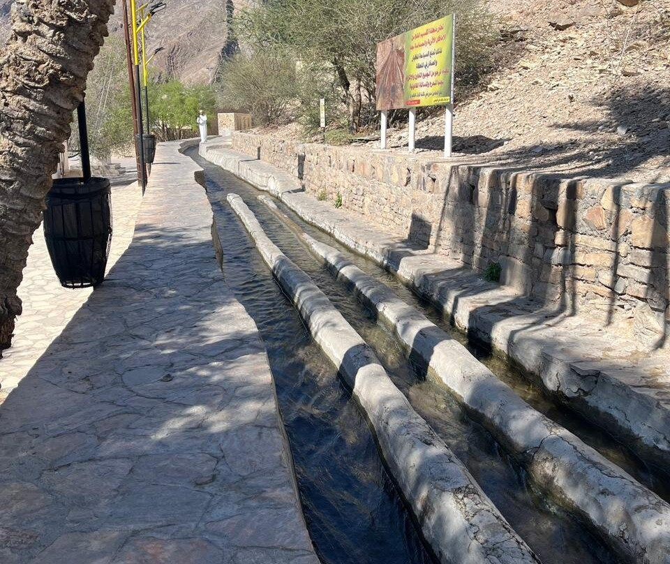 Falaj Al Khatmain-Birkat Al Mouz必去景点