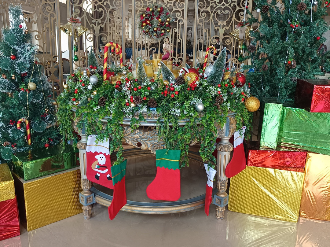 Hotel Hillock Ahmedabad主图