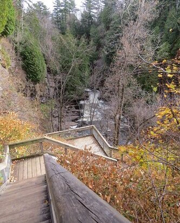 Parc de la Falaise et la Chute Kabir Kouba-温达基必去景点