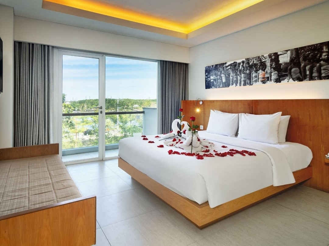 斯库塔广场哈里酒店主图