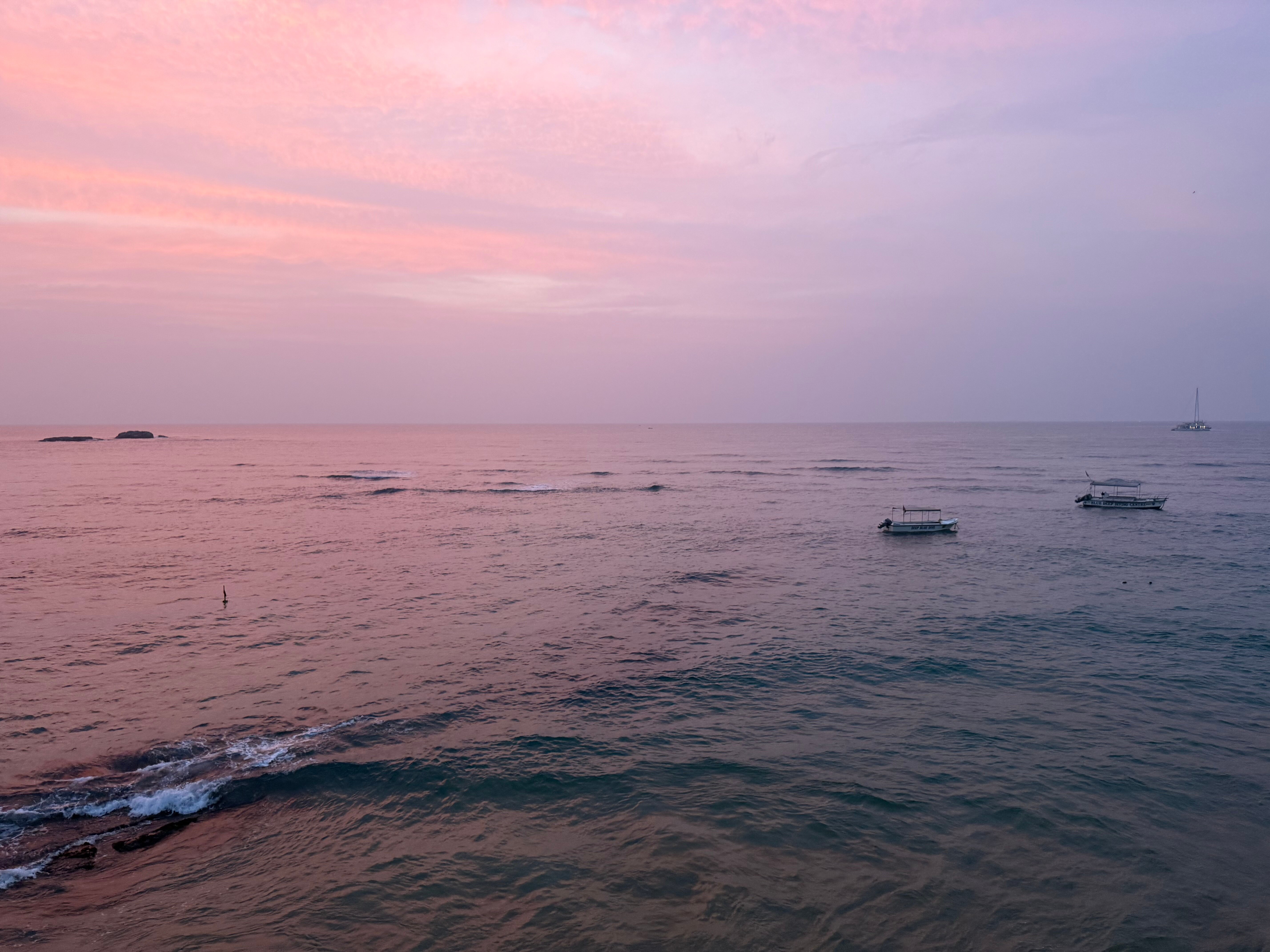 阿马亚礁石酒店-官方