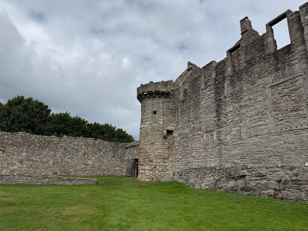 克雷格米勒城堡-爱丁堡必去景点