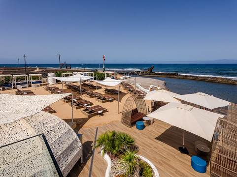 Europe Villa Cortés主图