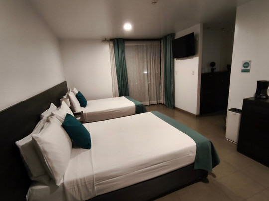 Galapagos Sunset Hotel主图