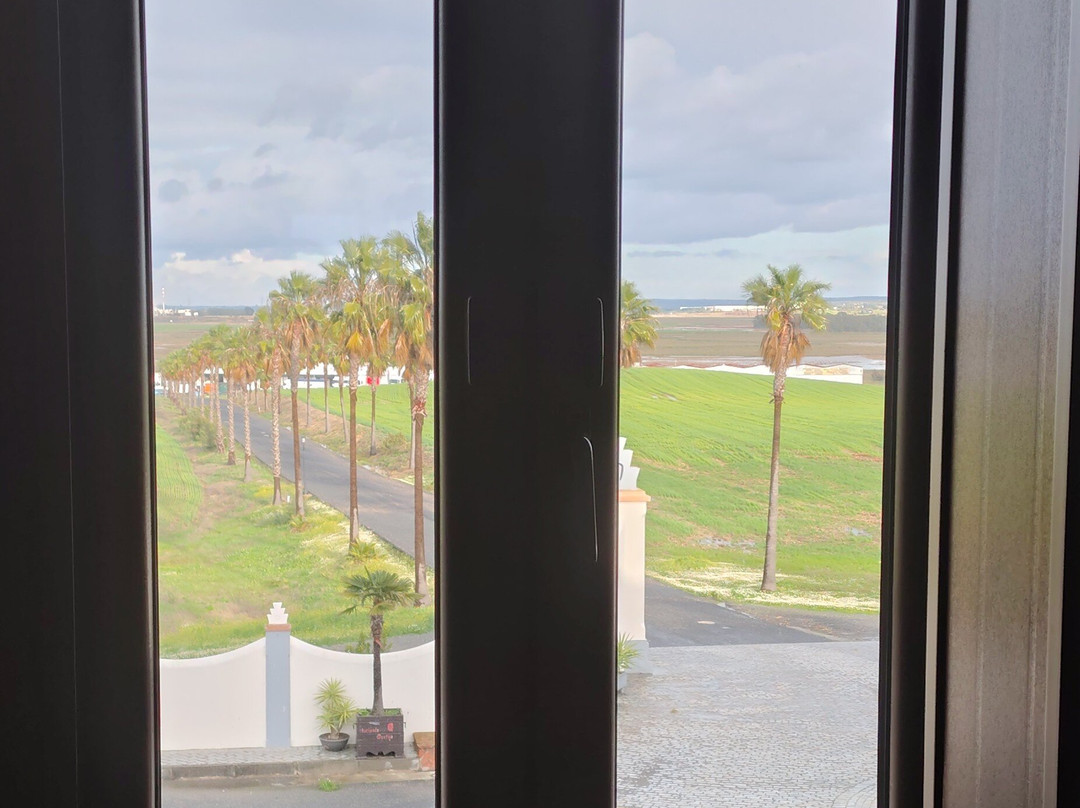 蒙嘉庄园酒店主图