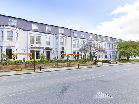 Gosforth酒店住宿-Caledonian Hotel