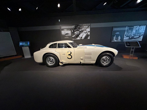 Revs Institute-那不勒斯必去景点