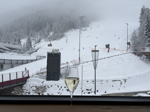 伊施格尔弗里安纳酒店主图