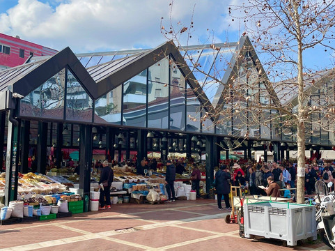 Pazari i Ri-地拉那必去景点