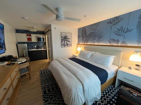 阳光套房度假酒店主图