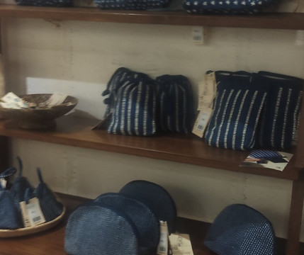 Her Works Vientiane Flagship Store-万象必去景点