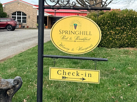 Springhill Bed & Breakfast and Winery/ Vineyards主图