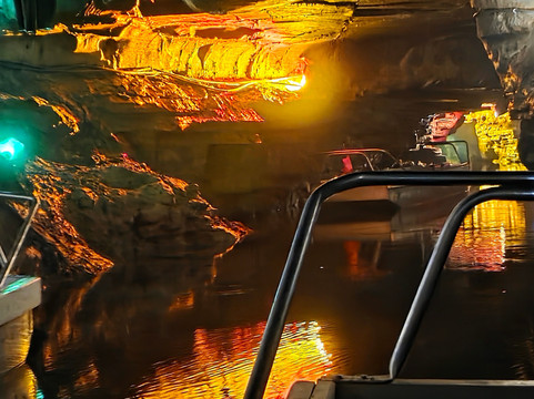 Howe Caverns-Howes Cave必去景点