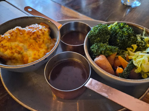 布鲁姆大厅旅馆主图