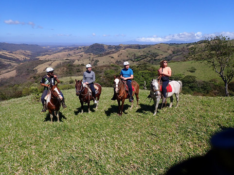 La Piedra Del Indio Waterfalls-Tilaran必去景点