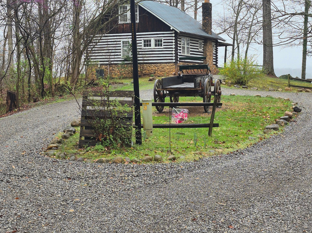诺利丘基布拉夫小屋主图