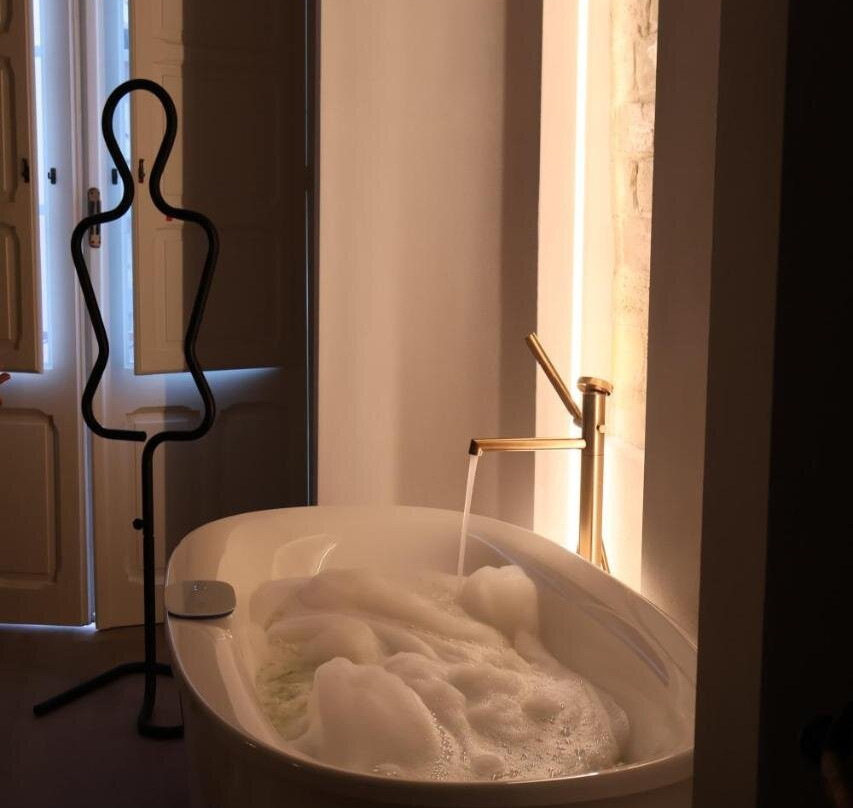 Pedra Bianca Luxury Rooms