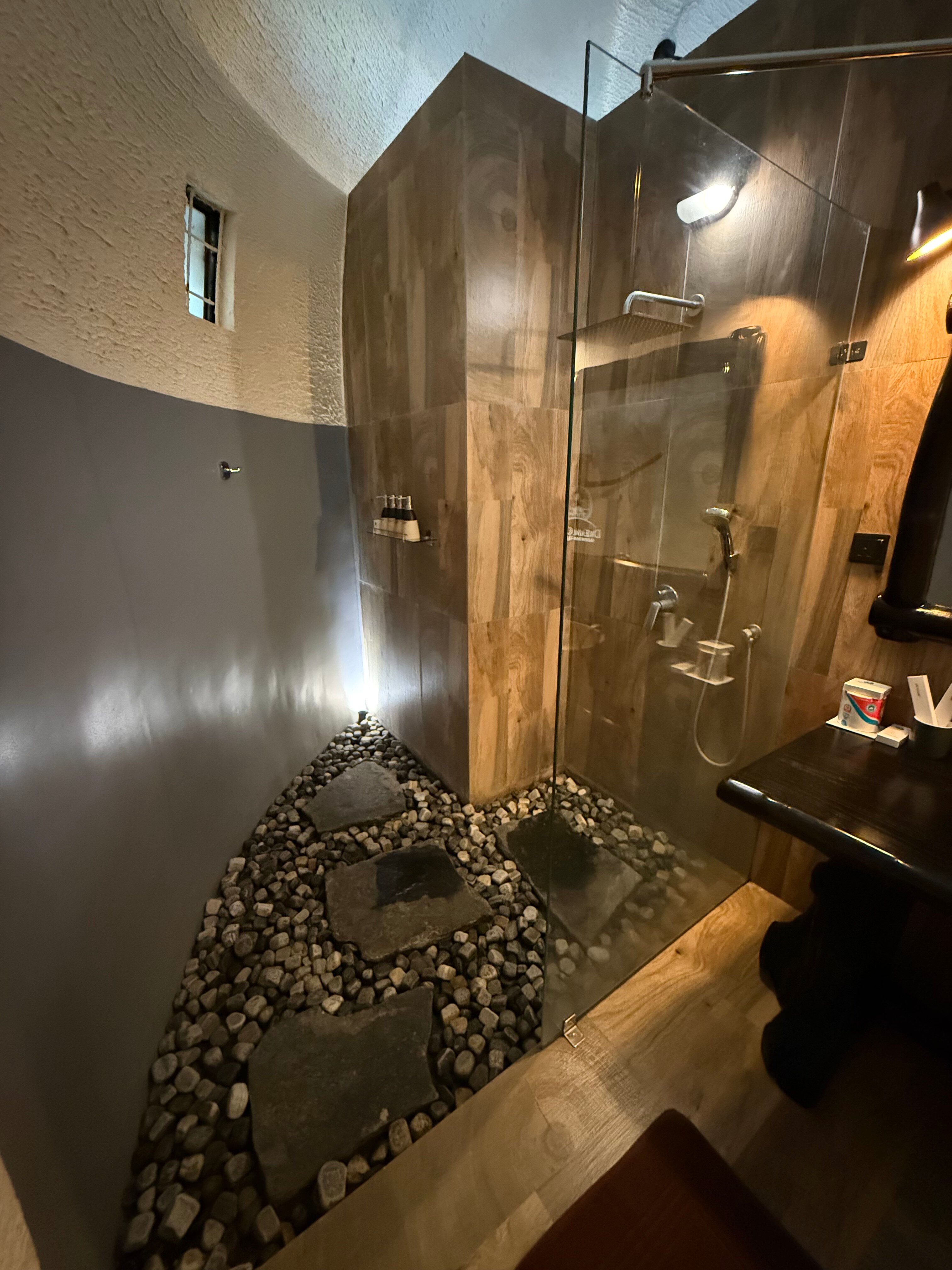 梦崖山中度假村-浴室