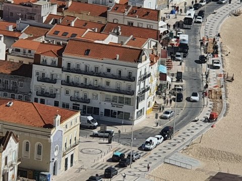 马尔布拉沃酒店-官方