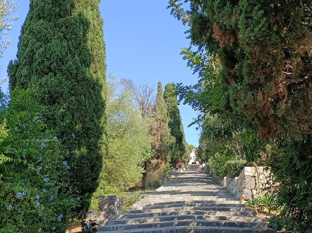 Es 365 Escalons-Pollenca必去景点