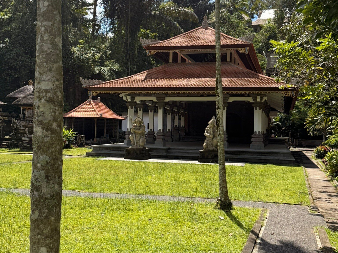 古农卡威斯巴图圣泉寺-Sebatu必去景点