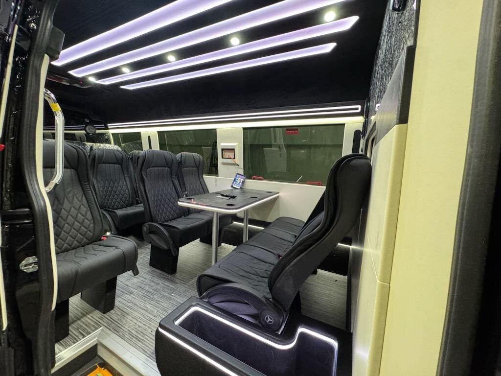 Dreamride Luxury Limos & Partybus Fort Lauderdale, Plam Beach, Miami-劳德代尔堡必去景点