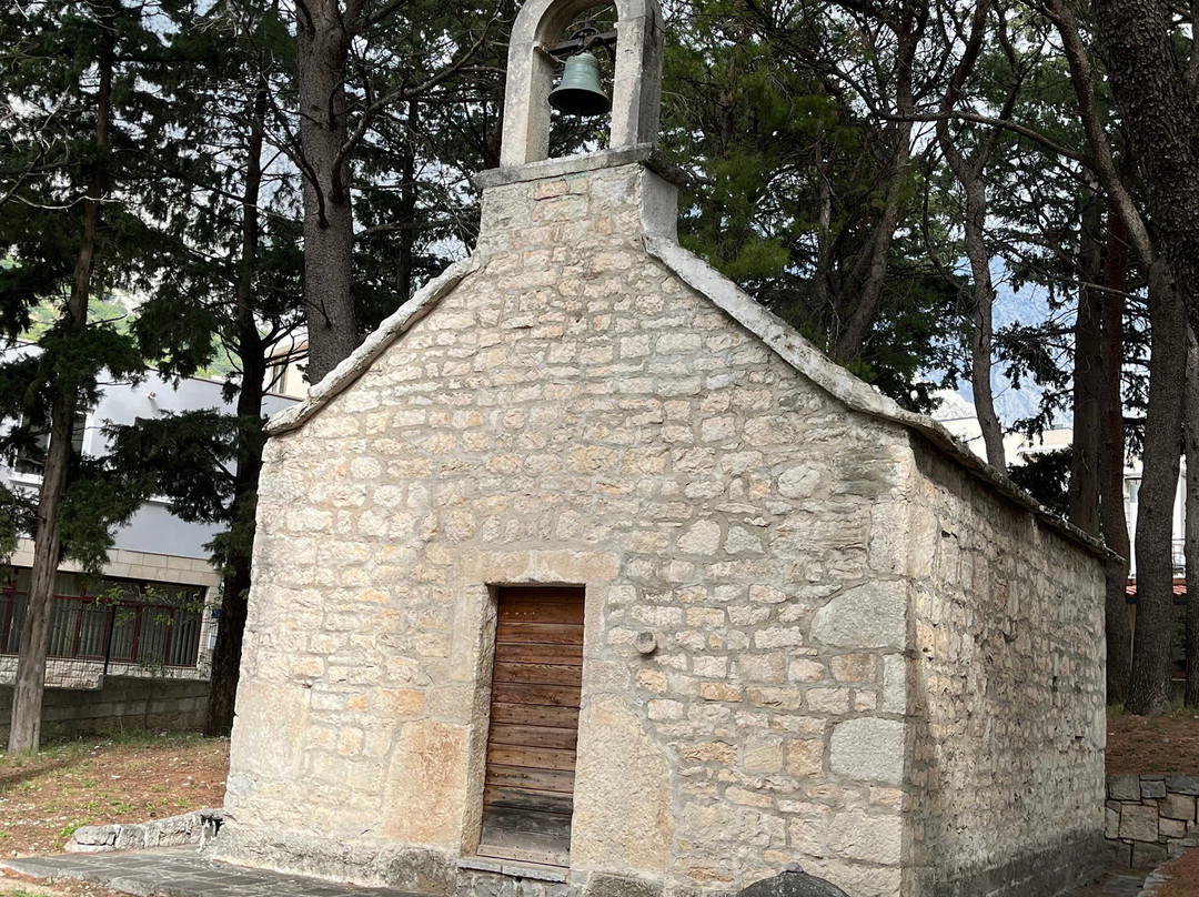 Church of St. Lawrence-巴什卡沃达必去景点