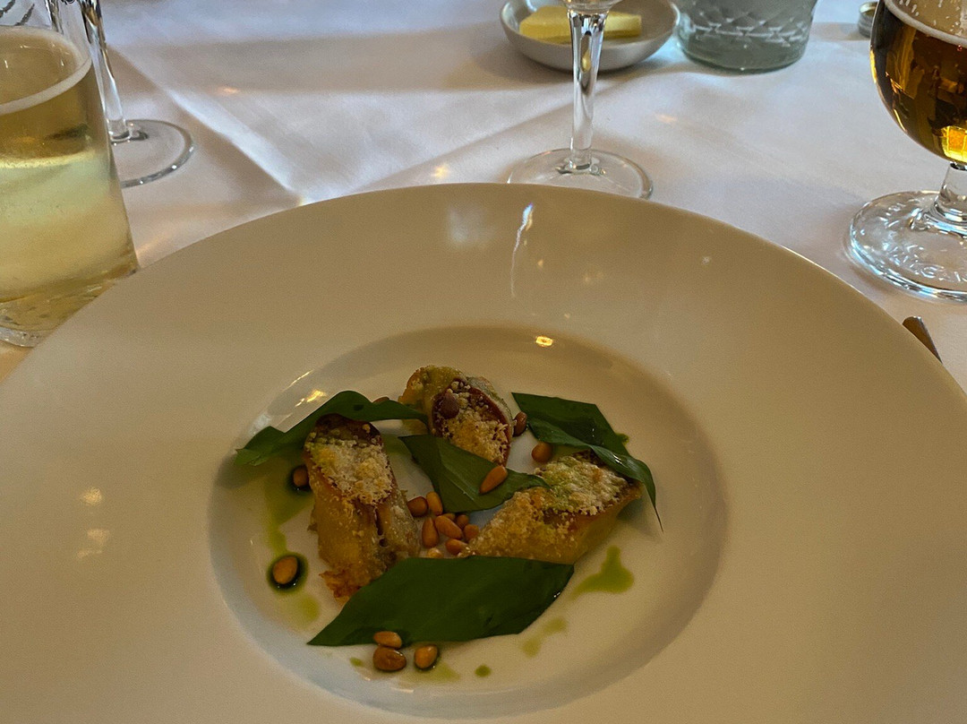 华盛堡酒店 主图