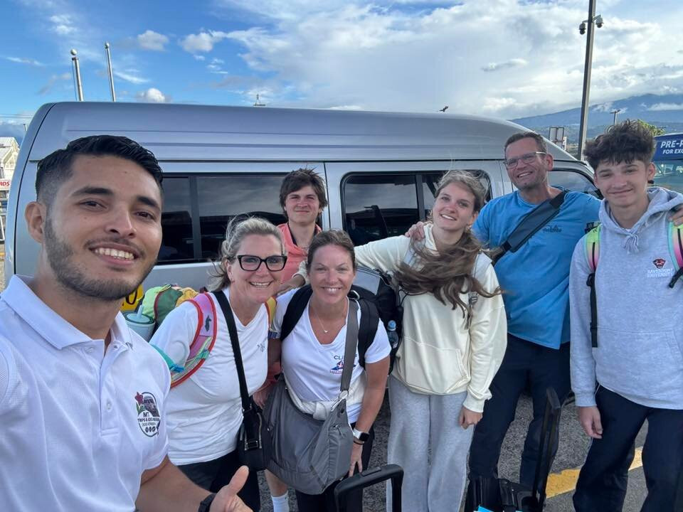 Meléndez Tours and Travel-埃尔罗夫莱必去景点